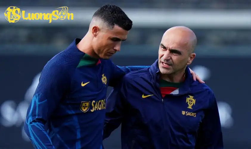 HLV Roberto Martínez hết lời khen ngợi Ronaldo (Ảnh: GOAL). HLV Roberto Martínez hết lời khen ngợi Ronaldo (Ảnh: GOAL).