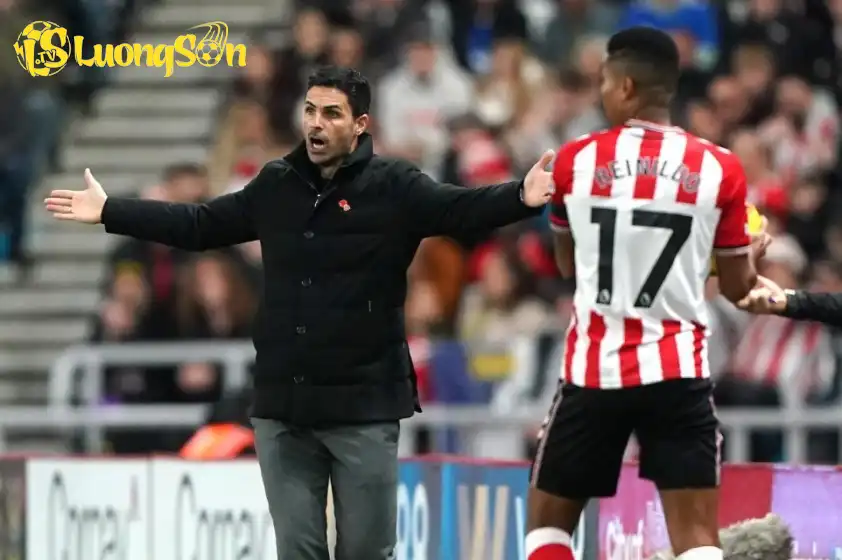 Arteta không hài lòng về trận hoà Sunderland của Arsenal. Arteta không hài lòng về trận hoà Sunderland của Arsenal.